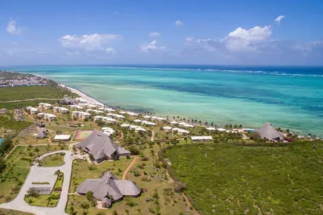 vue-panoramique-the-one-watamu-bay-resort-4avec-3-nuits-tsavoamboseli_605158_pghd